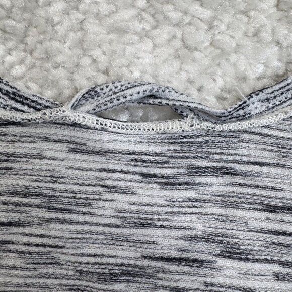 Lululemon What The Sport V Neck Tee Space Dye Gray 6 - Picture 4 of 9